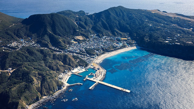 Kozushima Port Passenger Waiting Place